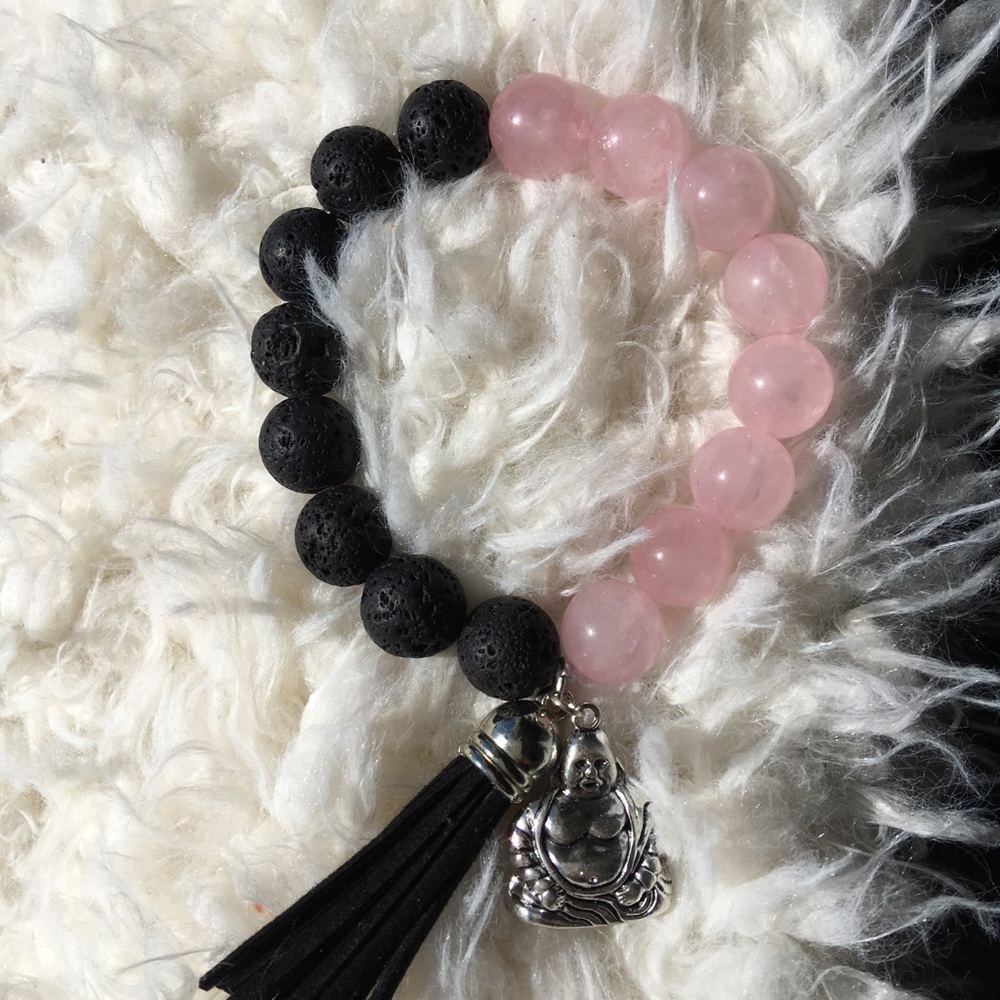 Beautiful pink rose quartz & lava stone bracelet